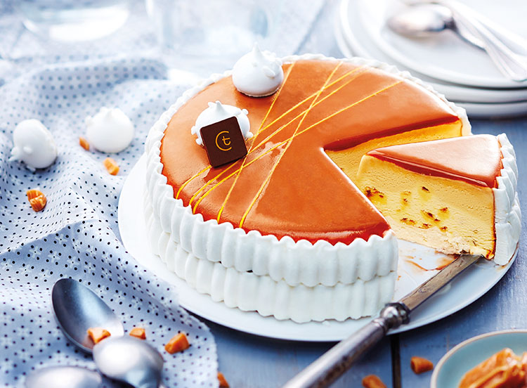 gâteau d'anniversaire + fontaine à virgin mojito + décoration